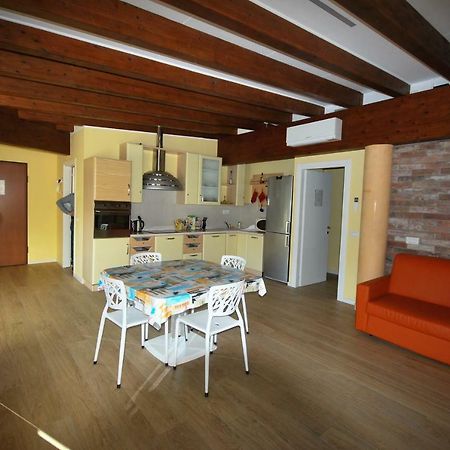 Appartement Residenza Andrea Olga à Laglio Extérieur photo