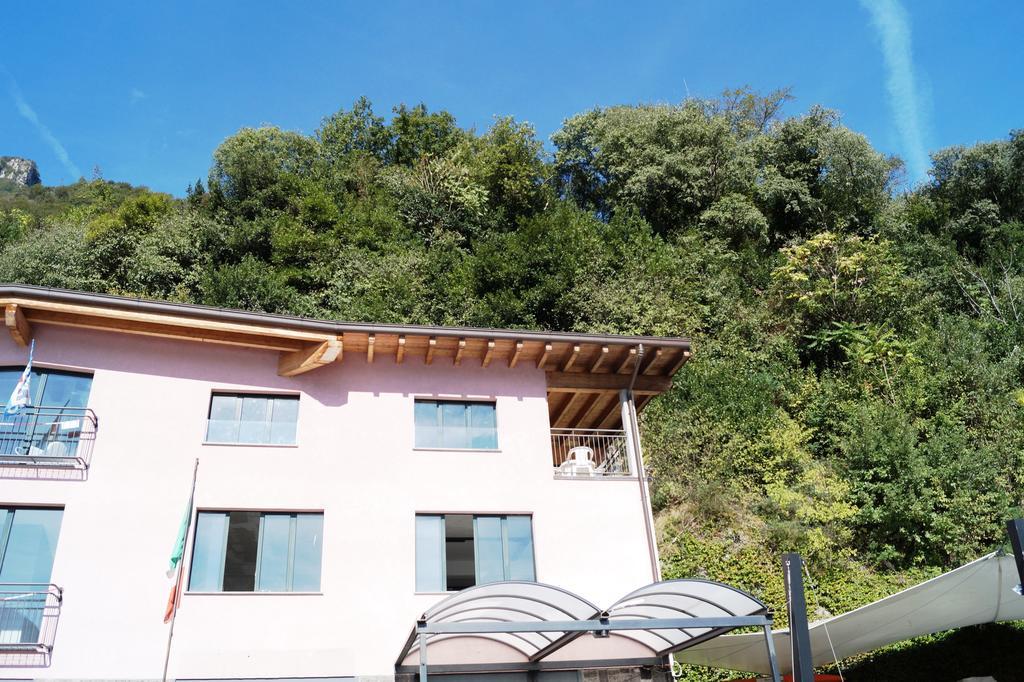 Appartement Residenza Andrea Olga à Laglio Chambre photo