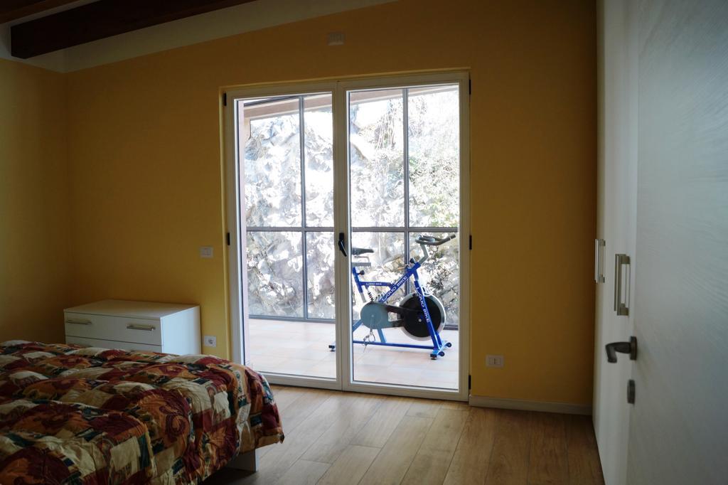 Appartement Residenza Andrea Olga à Laglio Chambre photo