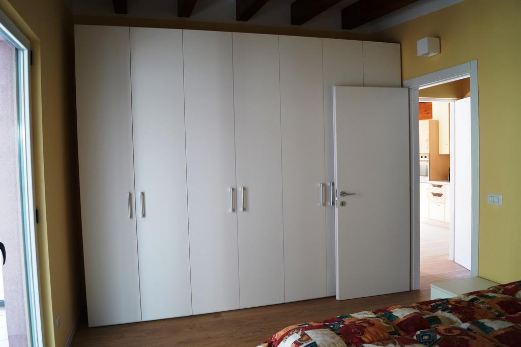 Appartement Residenza Andrea Olga à Laglio Chambre photo