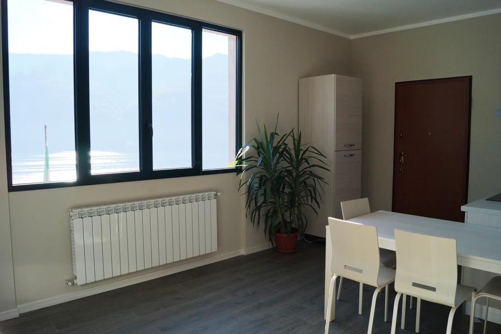 Appartement Residenza Andrea Olga à Laglio Chambre photo