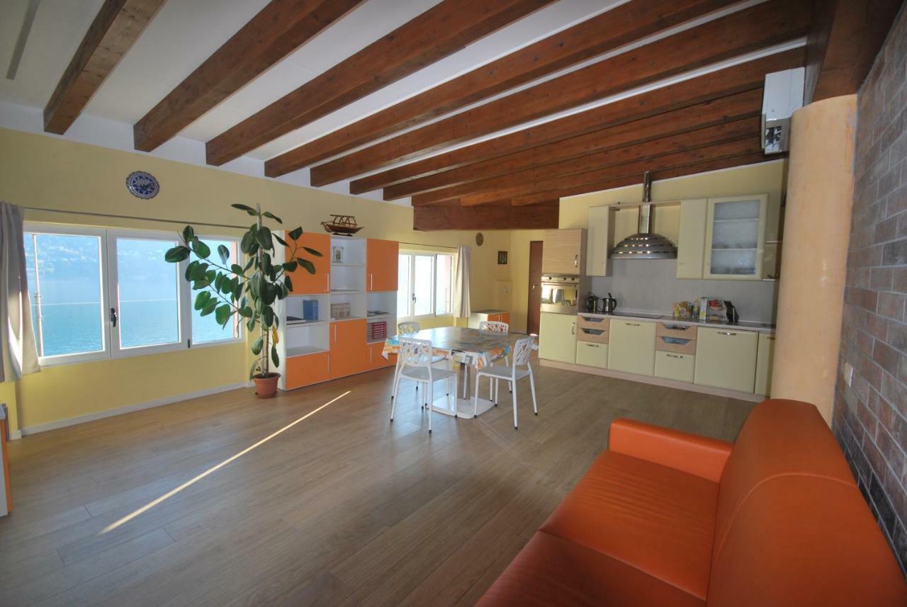 Appartement Residenza Andrea Olga à Laglio Extérieur photo